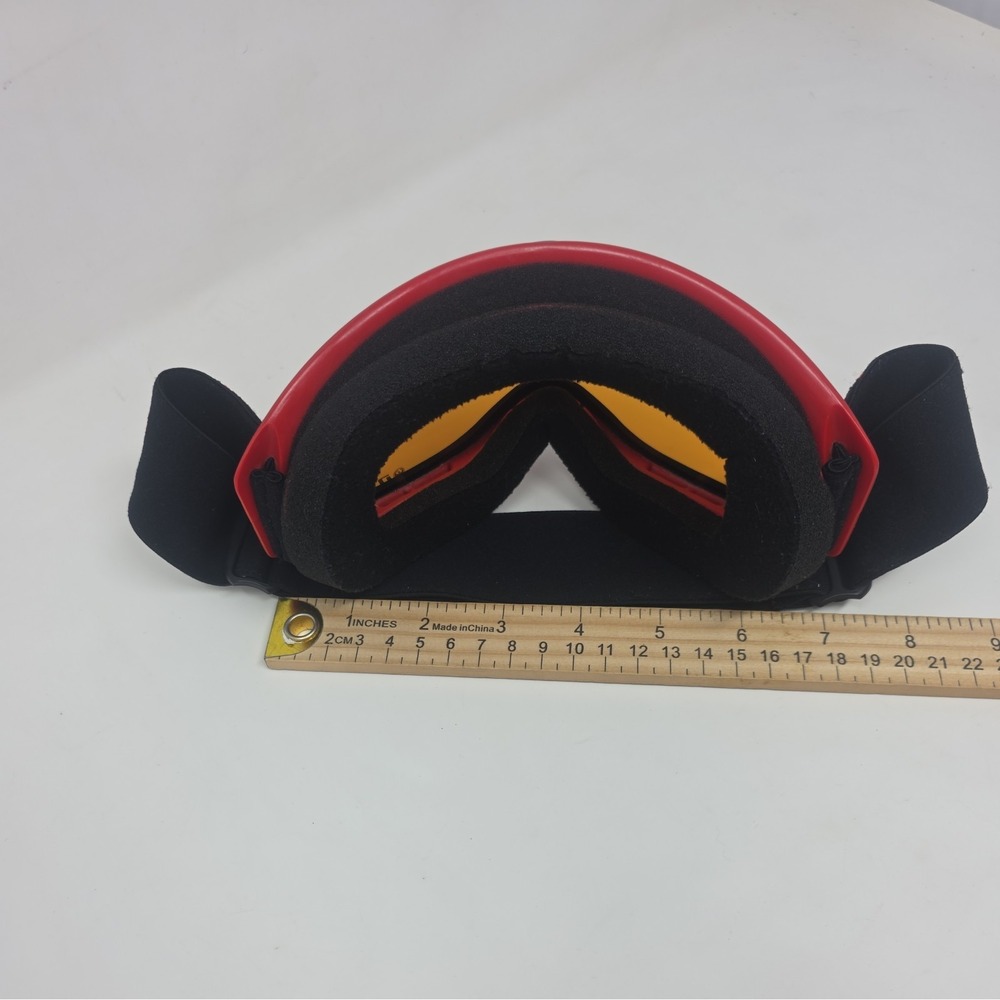 Dragon Alliance DX Ski Snowboard Goggles Red Frame Amber Tint Lens Unisex OTG - Picture 4 of 5